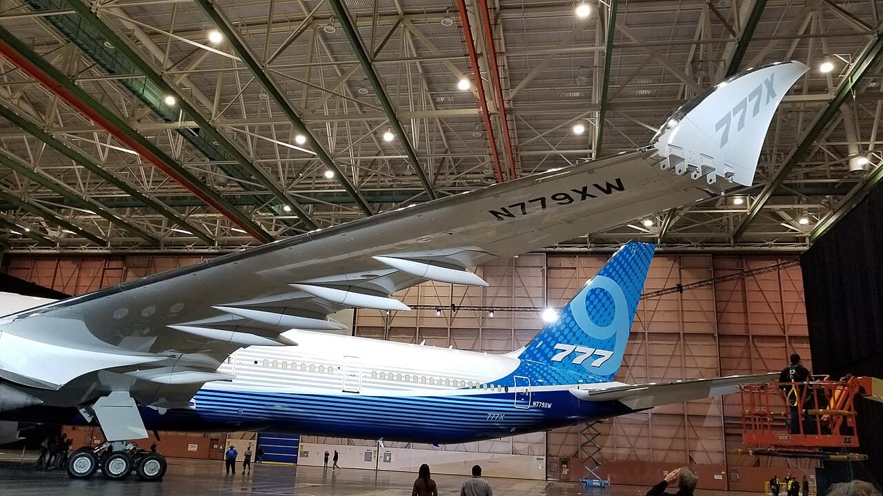 777X